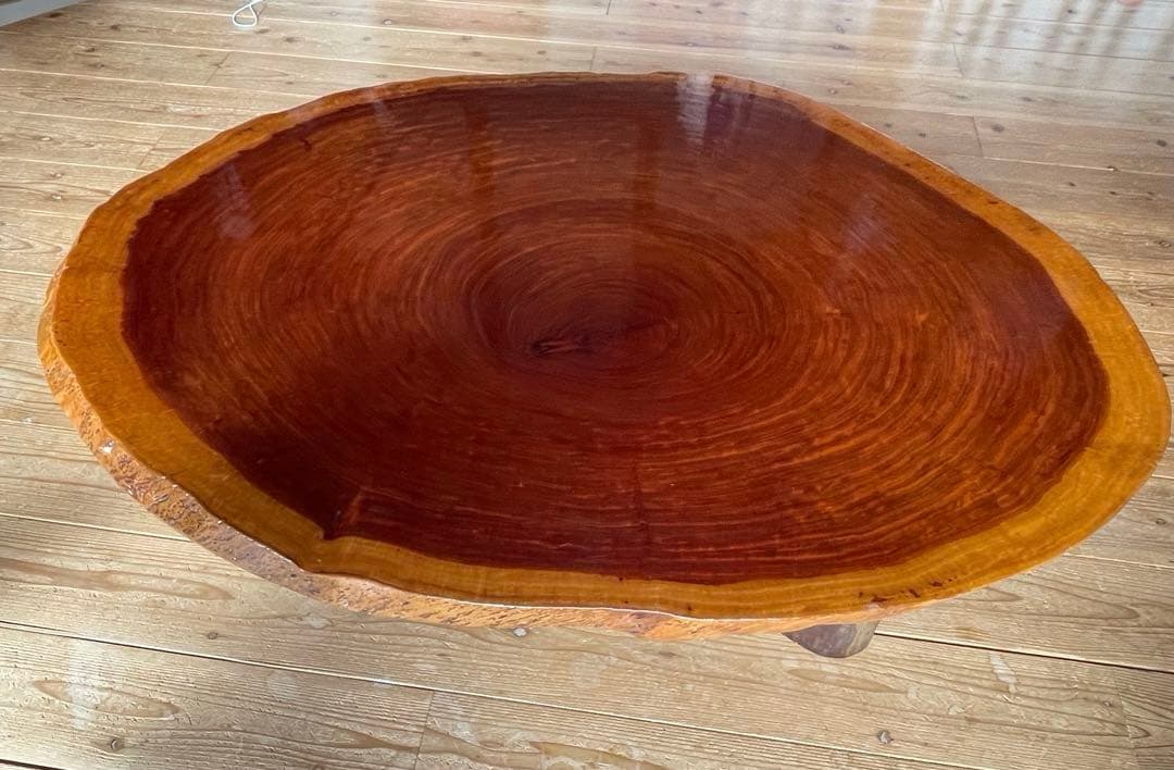 一枚板座卓 ブビンガ　テーブル　輪切り　円形木製座卓 光沢仕上げ