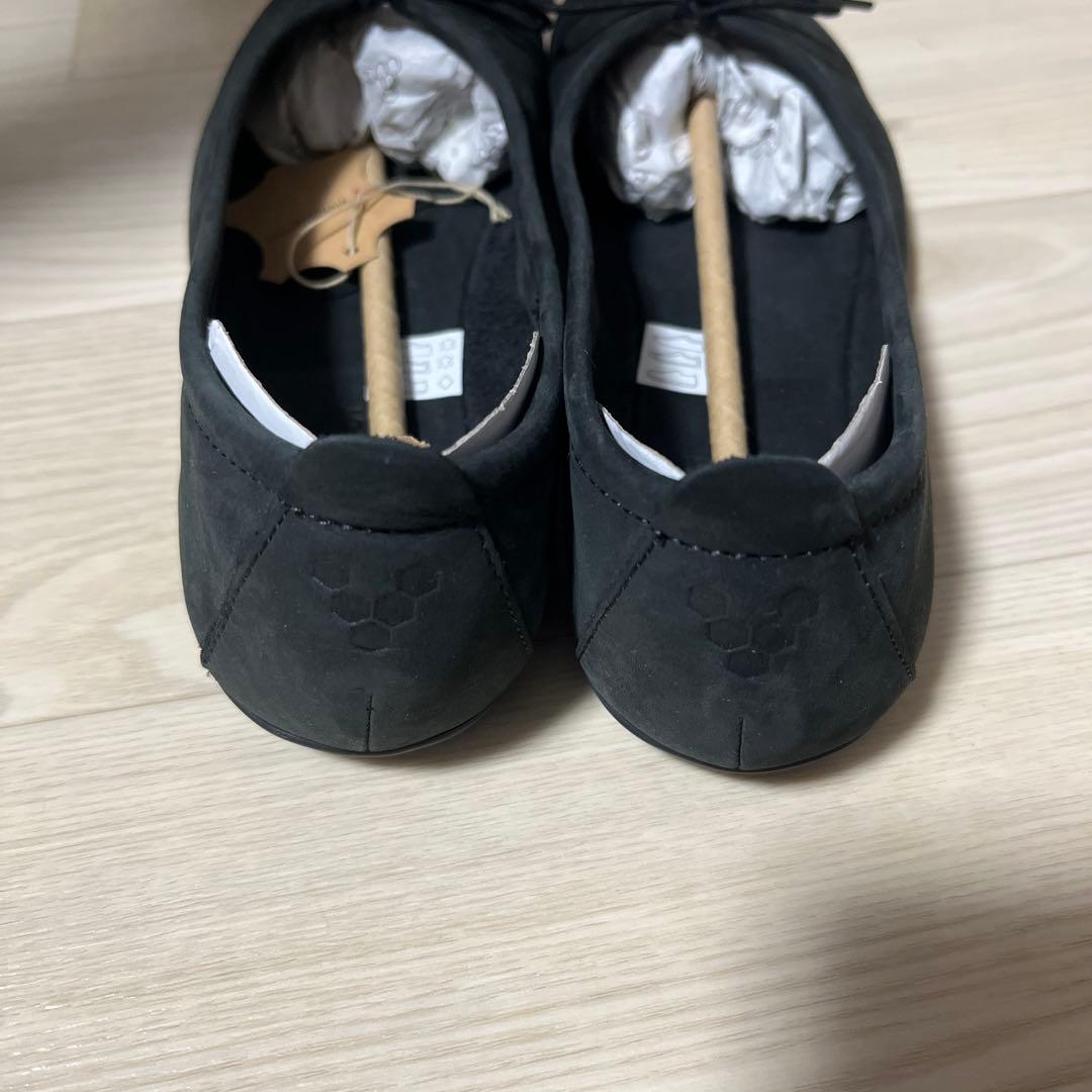 vivobarefoot ブラックスエードフラットシューズ　37