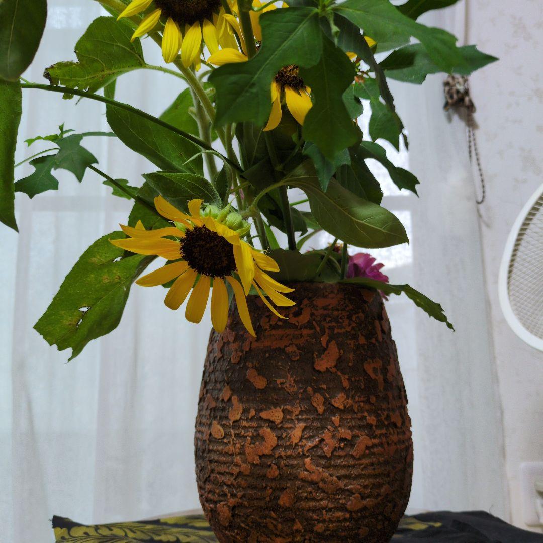 アジアン風花瓶 自然な質感そごう百貨店購入直径25㌢