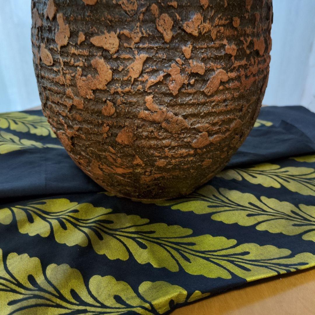 アジアン風花瓶 自然な質感そごう百貨店購入直径25㌢