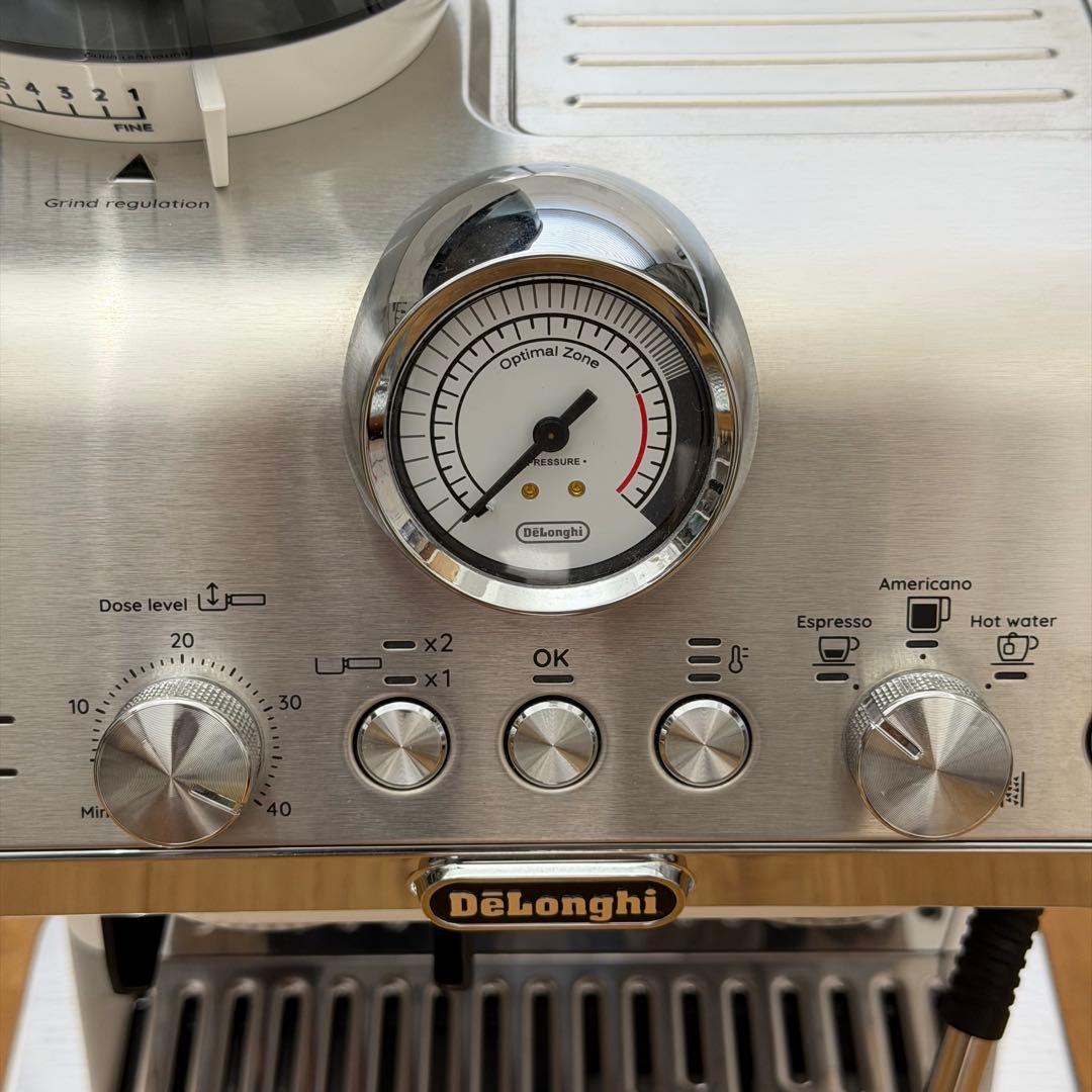 デロンギ ラ・スペシャリスタ・アルテ 白