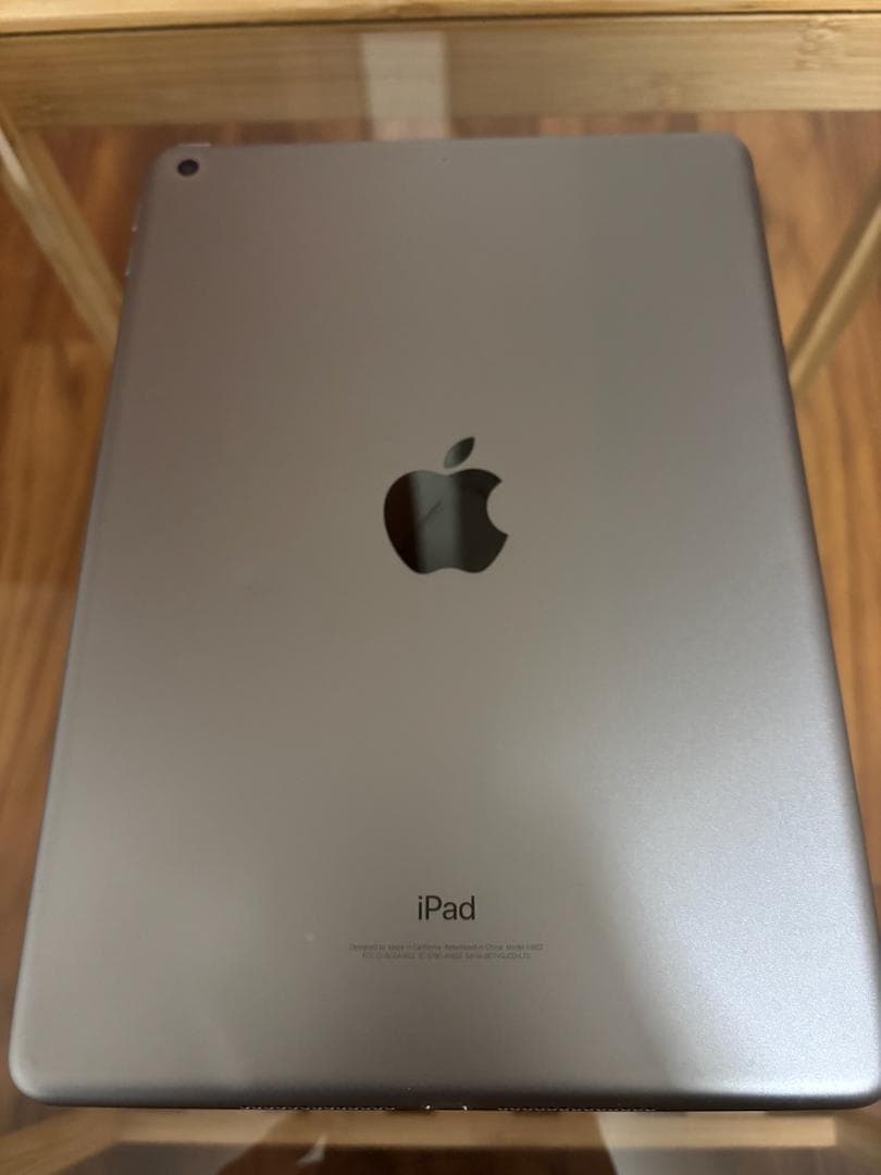 Apple iPad 第5世代 Wi-Fiモデル 128GB スペースグレイ