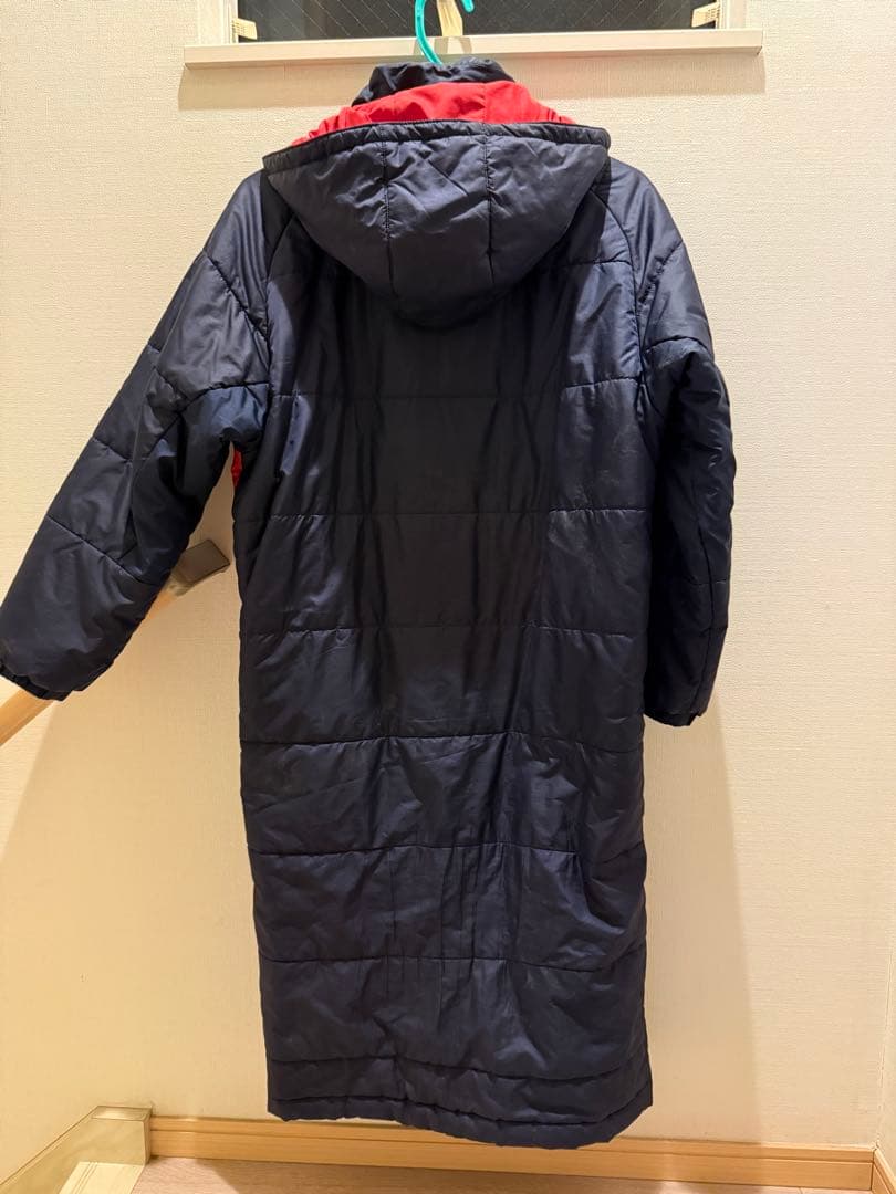 子供用　umbro ベンチコート ネイビー/レッド　160