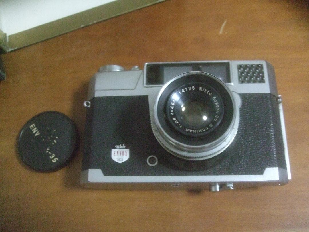 ワルツ・カメラ、元箱と取説付き。昭和35年４月・購入