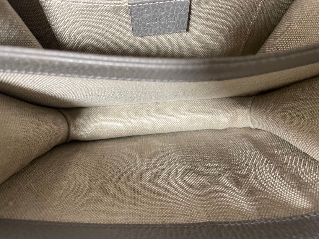 ル*フ様 【最終値下価格】【美品✨】GUCCI グレー ショルダーバッグ