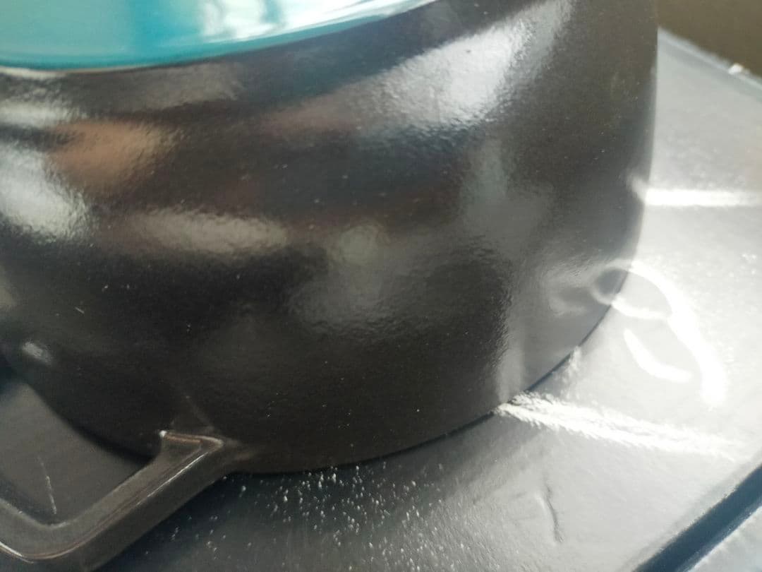 Staub　ワナベ　S　ブラック