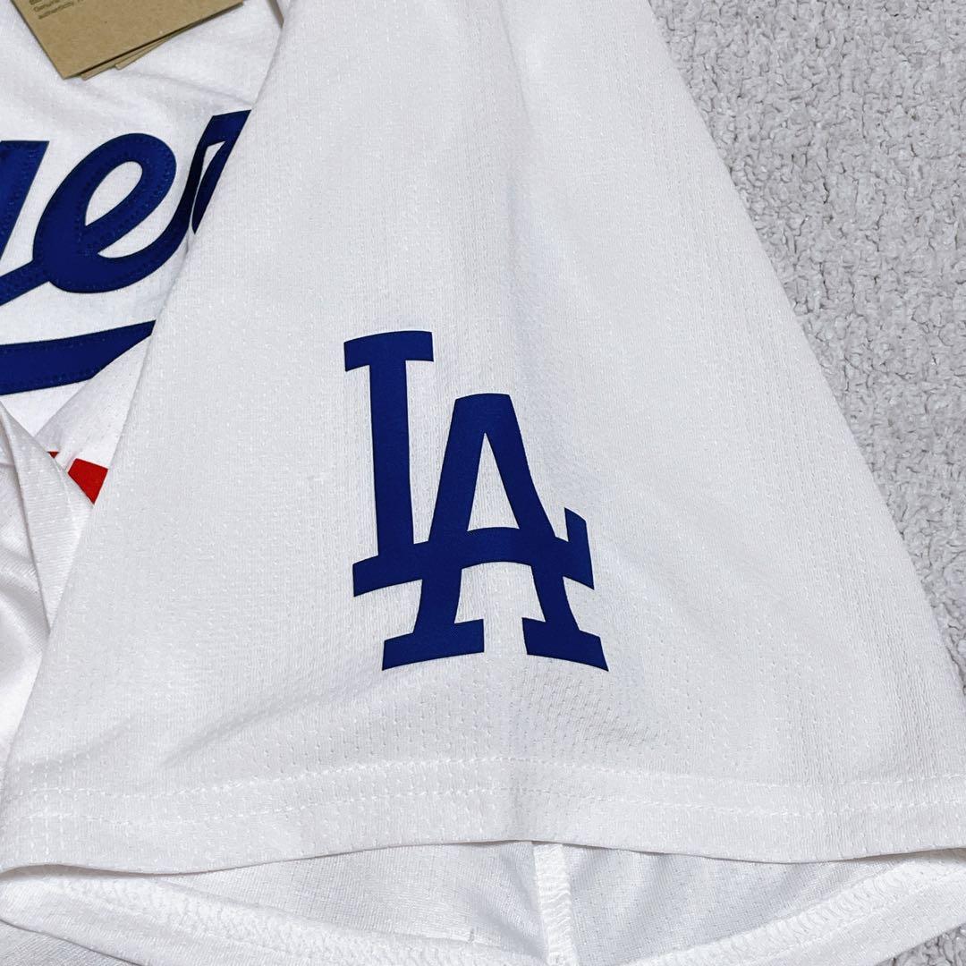 ドジャース　大谷翔平　ユニフォーム（L）　ボール　木製ミニバット