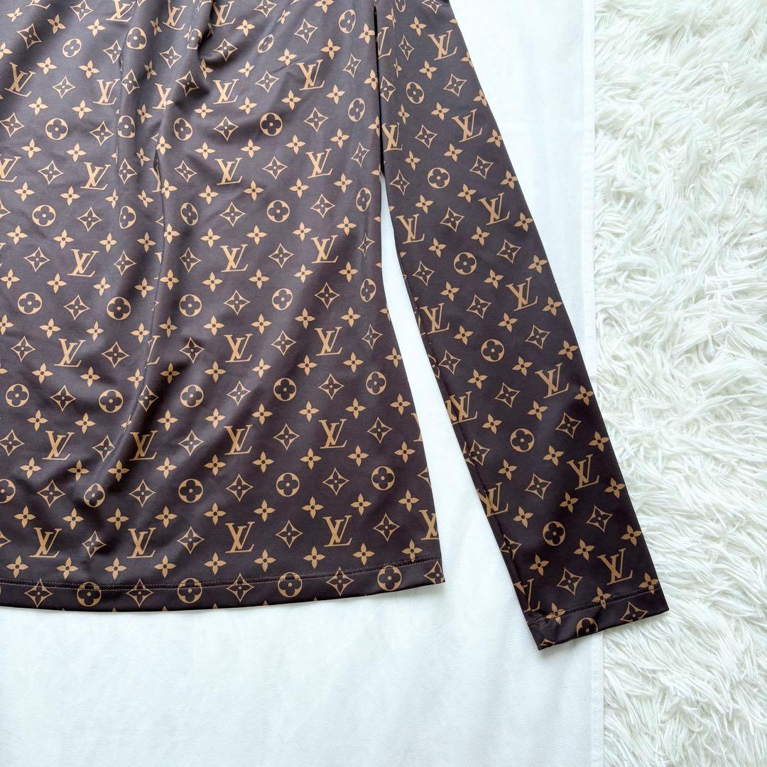 ルイヴィトン タグ付き新品未使用 モノグラム総柄ブラウス バックファスナー ロゴ
