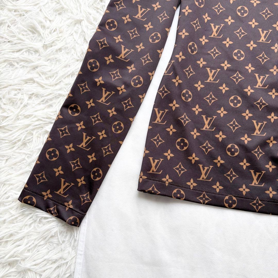 ルイヴィトン タグ付き新品未使用 モノグラム総柄ブラウス バックファスナー ロゴ