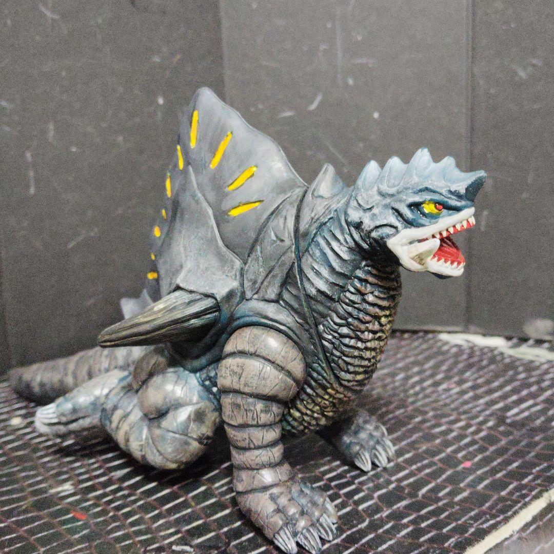 シャーク尊ウルトラ怪獣旧型ソフビガグマβ.ゾンネル.デスフェイサー