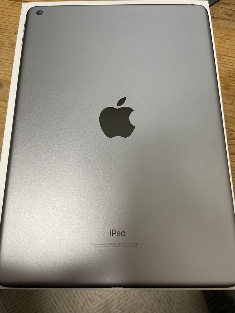 iPad 第5世代 32GB スペースグレイ