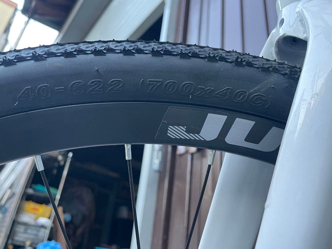 【引き取り限定】AVASTA Jupiter 700C変速アルミ自転車中古