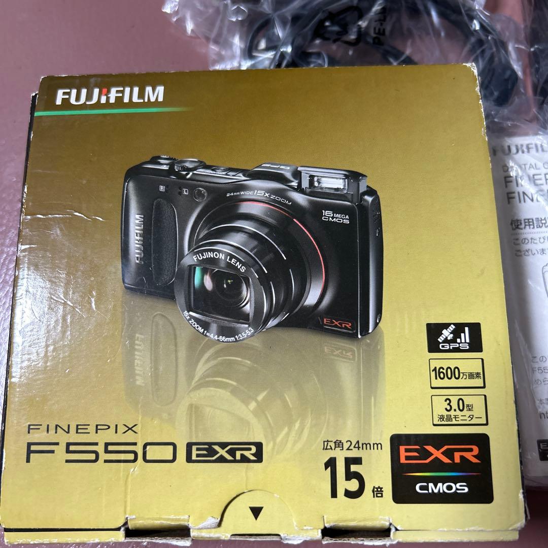 FUJIFILM FINEPIX F550EXR 本体