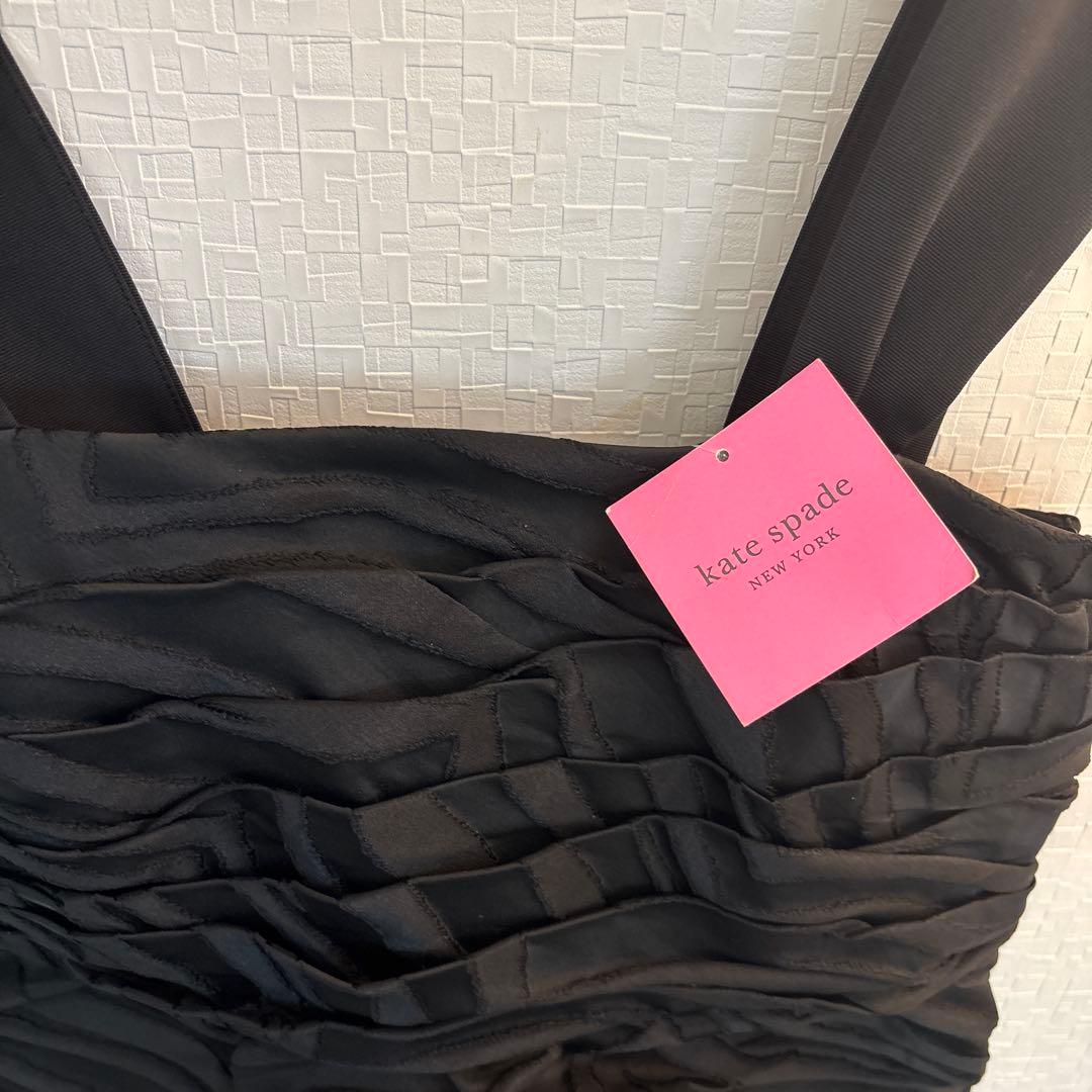 本日限定価格✨定価5万円！KATE SPADE クレープドレストップス