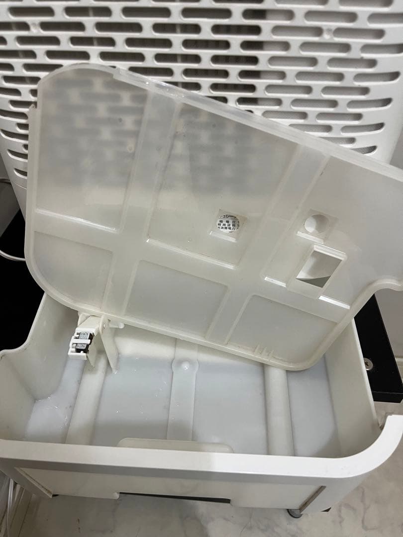 IRIS DDD-50E 衣類除湿乾燥機　除湿機