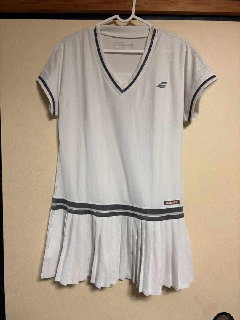 Babolat ホワイト　ワンピース　XL