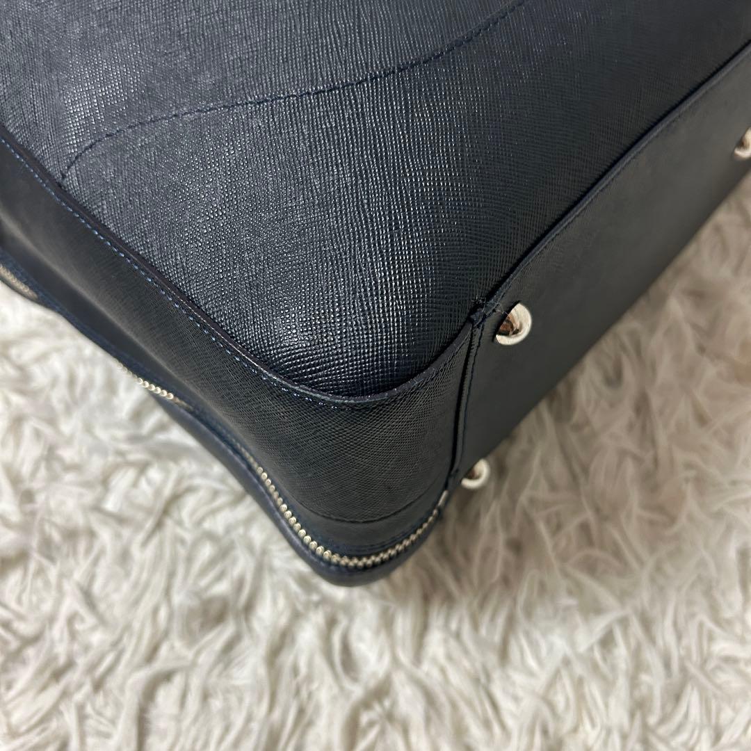 ⭐️セール中⭐️ペッレモルビダ キャピターノ 2室 ブリーフケース ビジネス