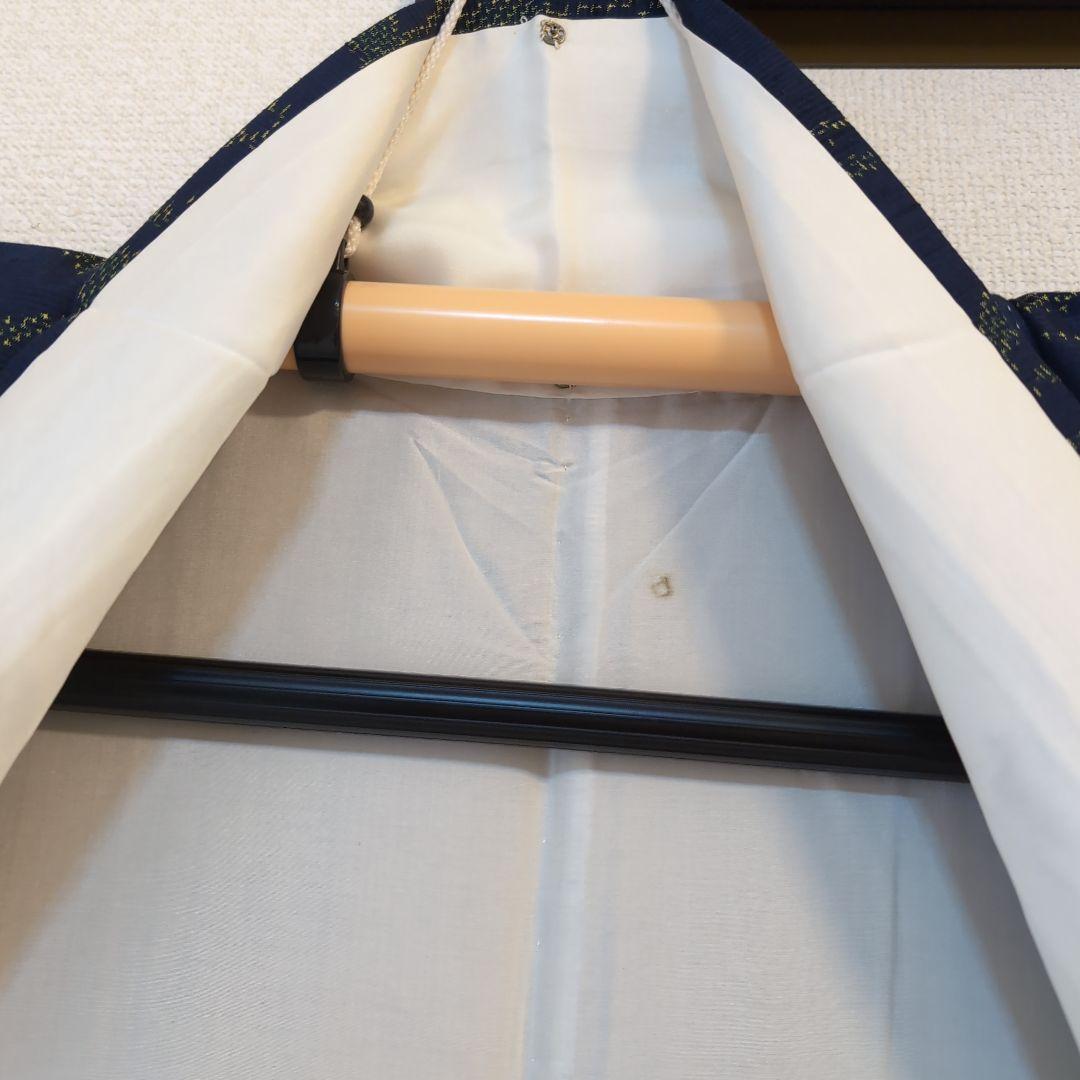 【三花】正絹　十日町紬　紺　薔薇　バラ　着物　リユース