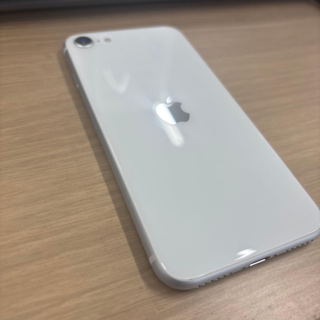 Apple iPhone SE2 第2世代　ホワイト　128GB