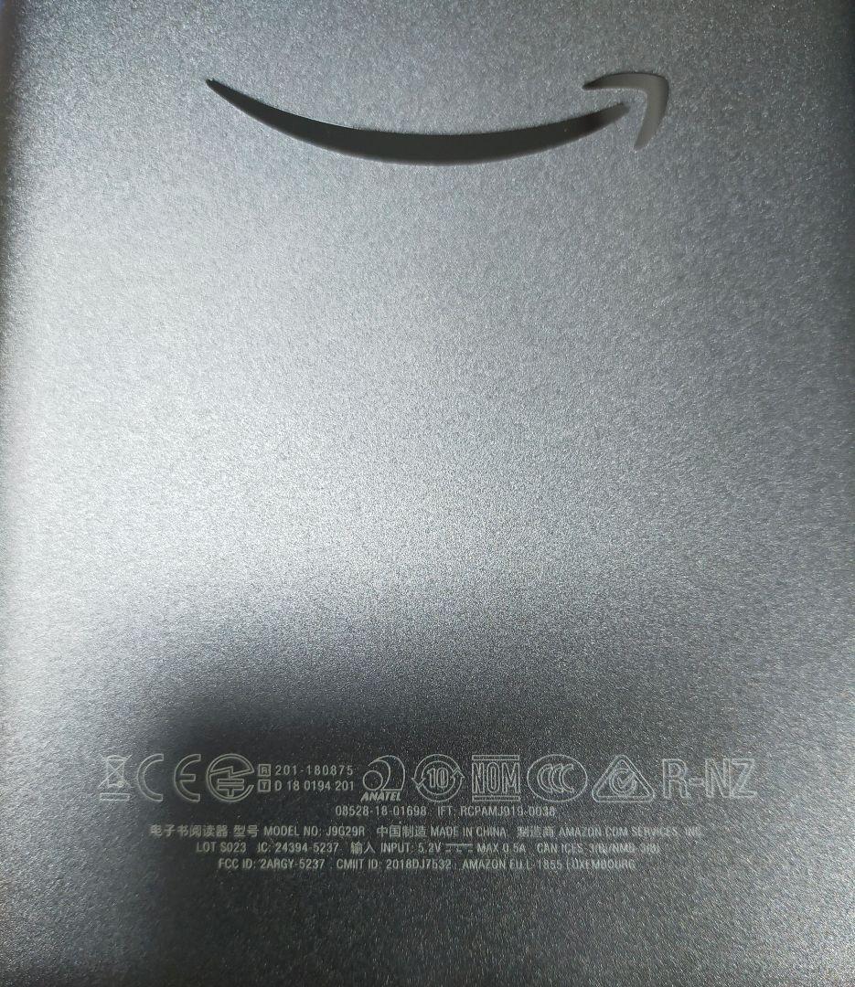 【ぴーやん】kindle 本体 純正カバー 付き