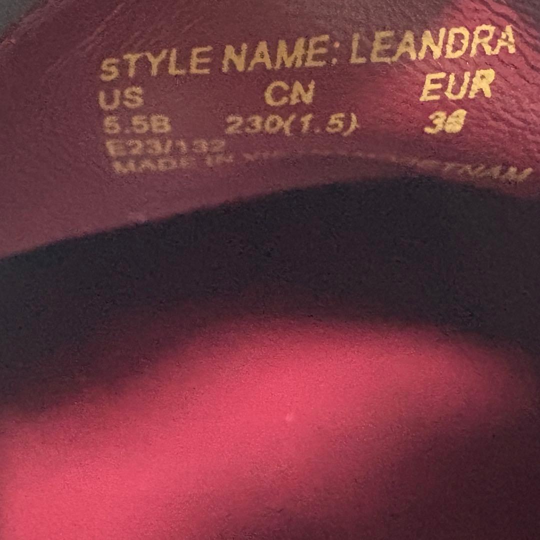 【未使用級】katespade ブラックマルチ レアンドラ ローファー 24年