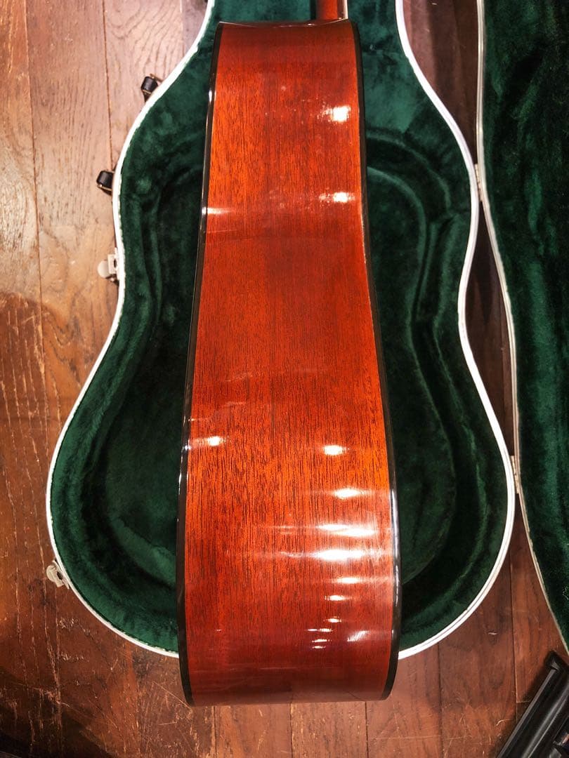 Martin D-18 2000年製