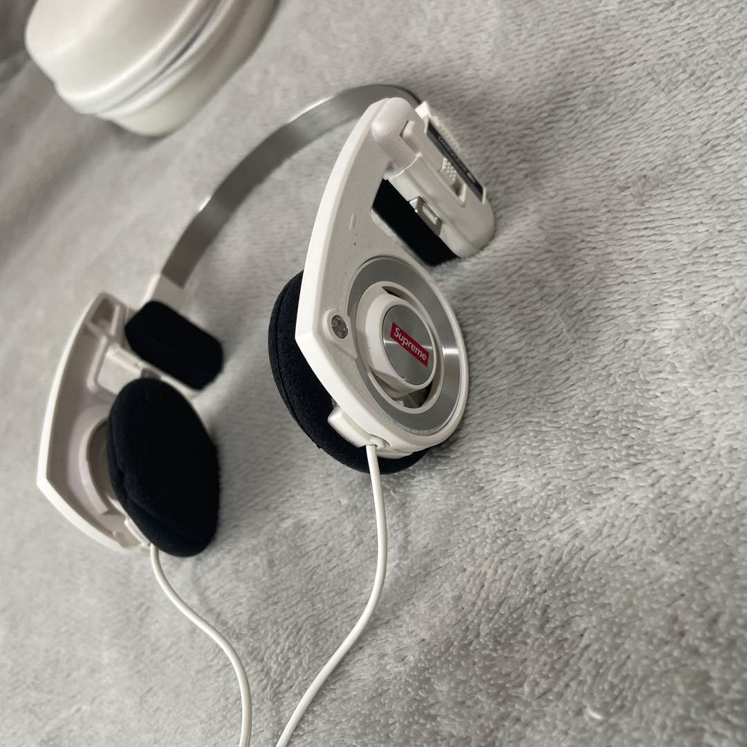 ヘッドホン Supreme / Koss Portapro Headphones white