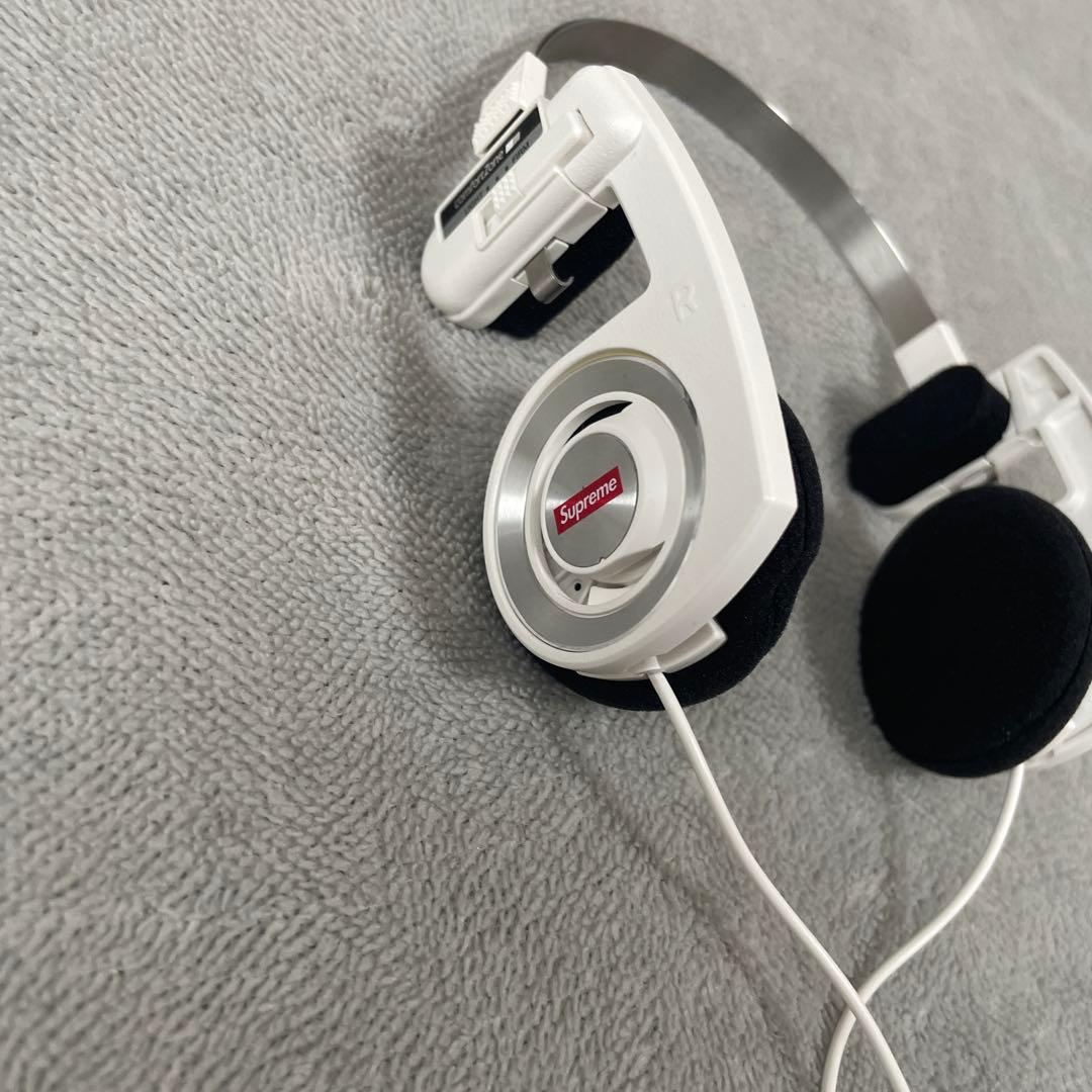 ヘッドホン Supreme / Koss Portapro Headphones white