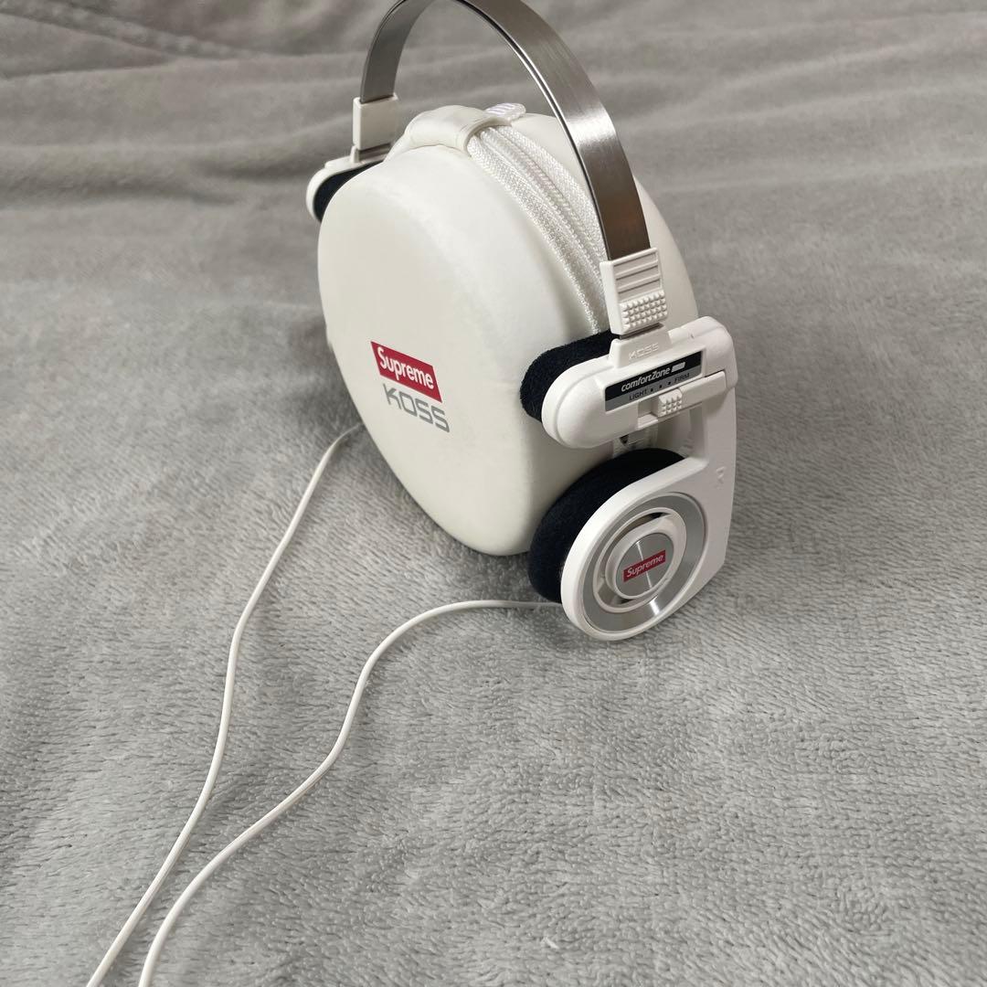 ヘッドホン Supreme / Koss Portapro Headphones white