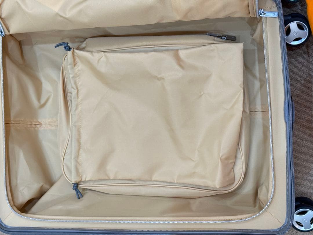 Somsonite サムソナイト ENOW SPINNER 69/25 ラテ