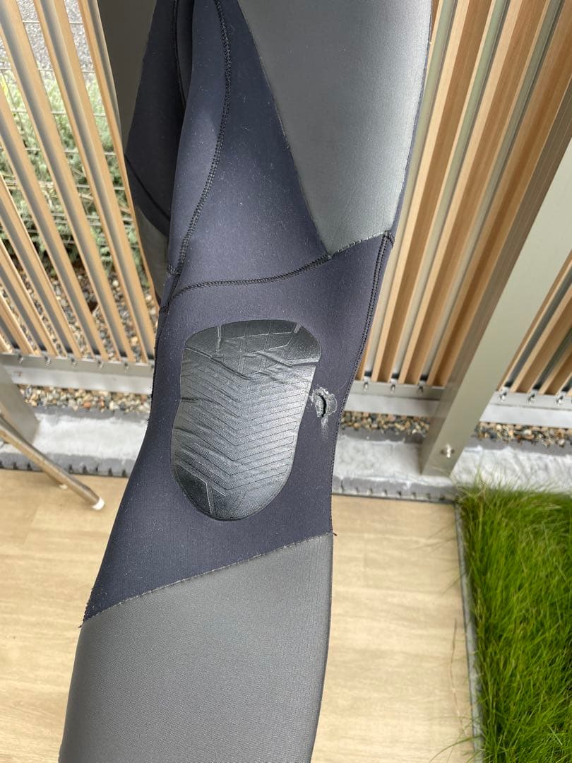 最終値下　BILLA BONG セミドライ　Lサイズ