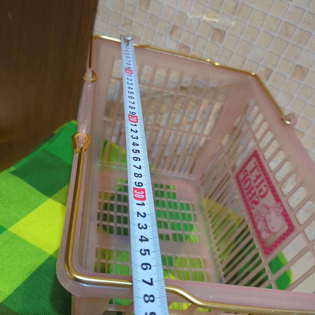 ハローキティ バスケット カゴ レトロ　GIFT　SHOP　©️76;86