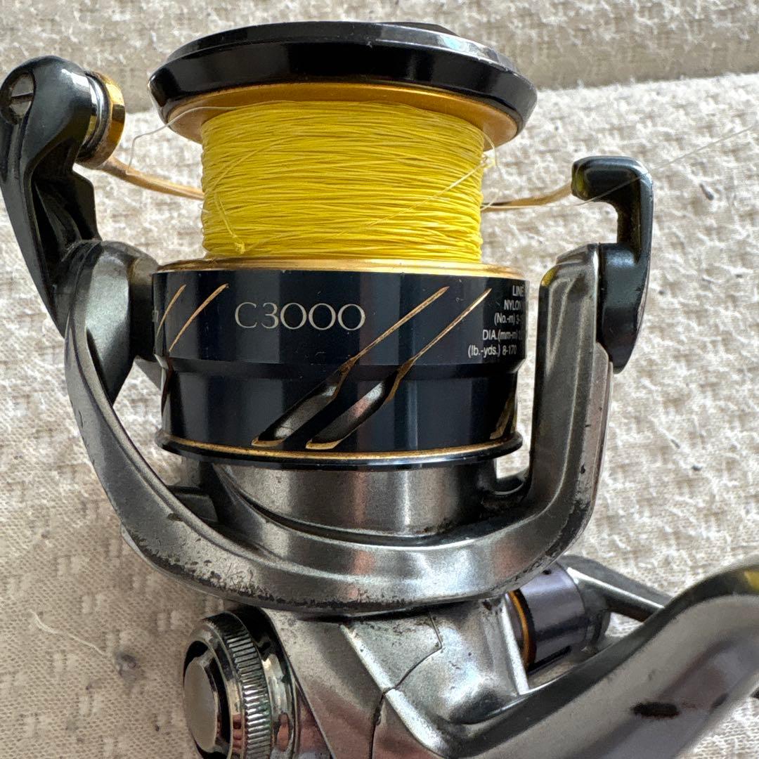 Vanquish C3000HGX スピニングリール