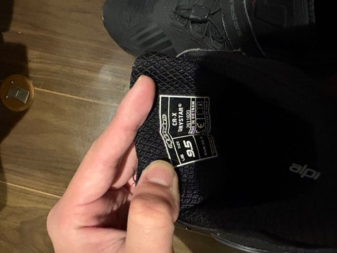 アルパインスターズ　バイクシューズ