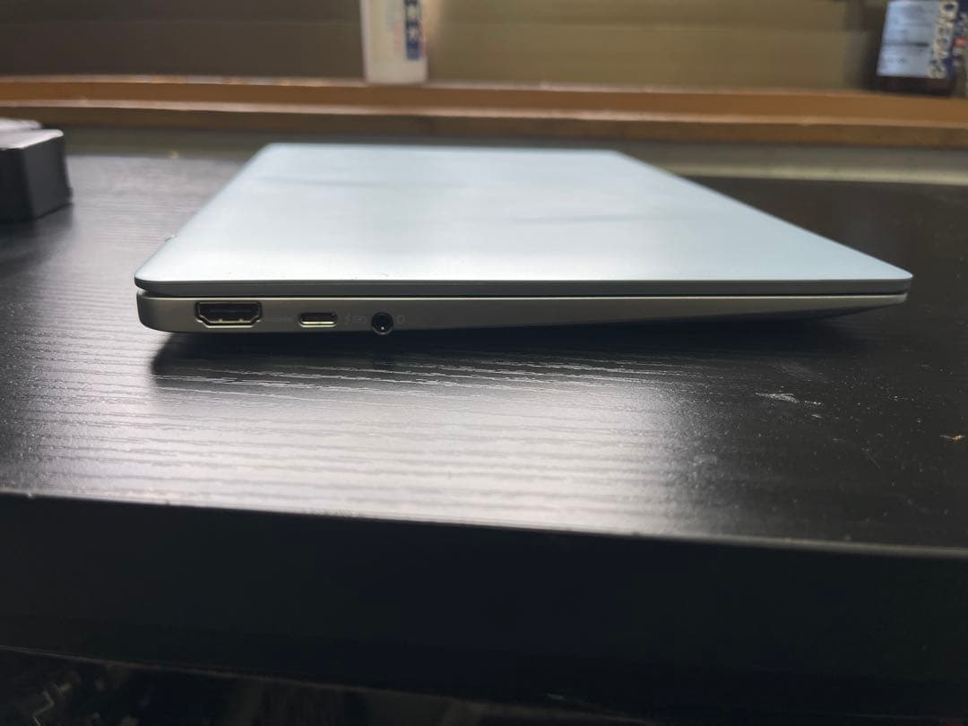 Fujitsu i7-1260p メモリ16GB