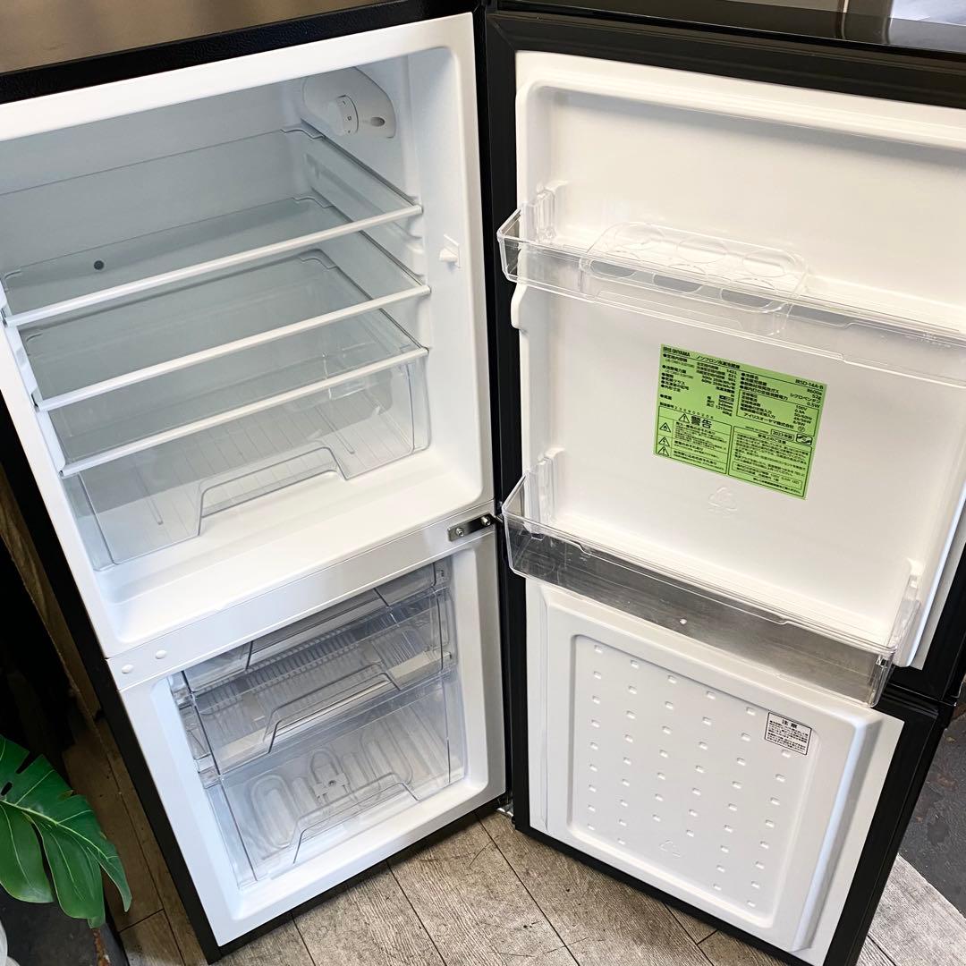 高年式！黒家電でカッコよく！一人暮らしに！2ドア冷凍冷蔵庫142L