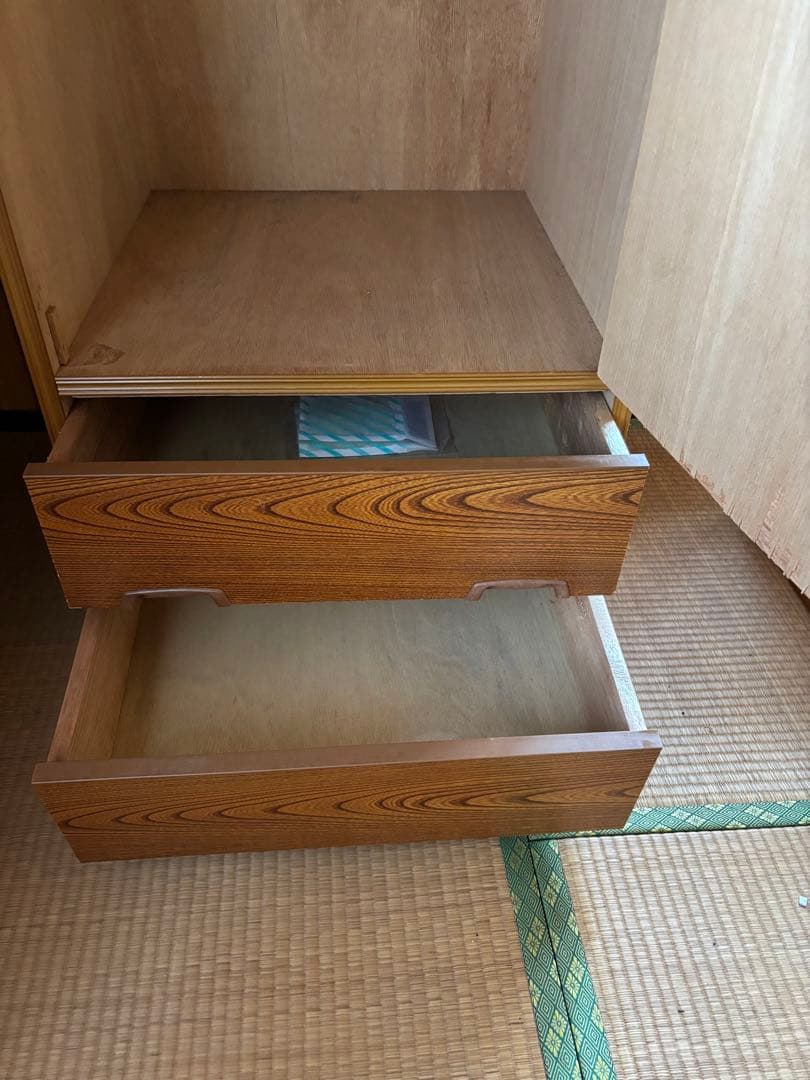 木目調クローゼット ハンガーラック付き