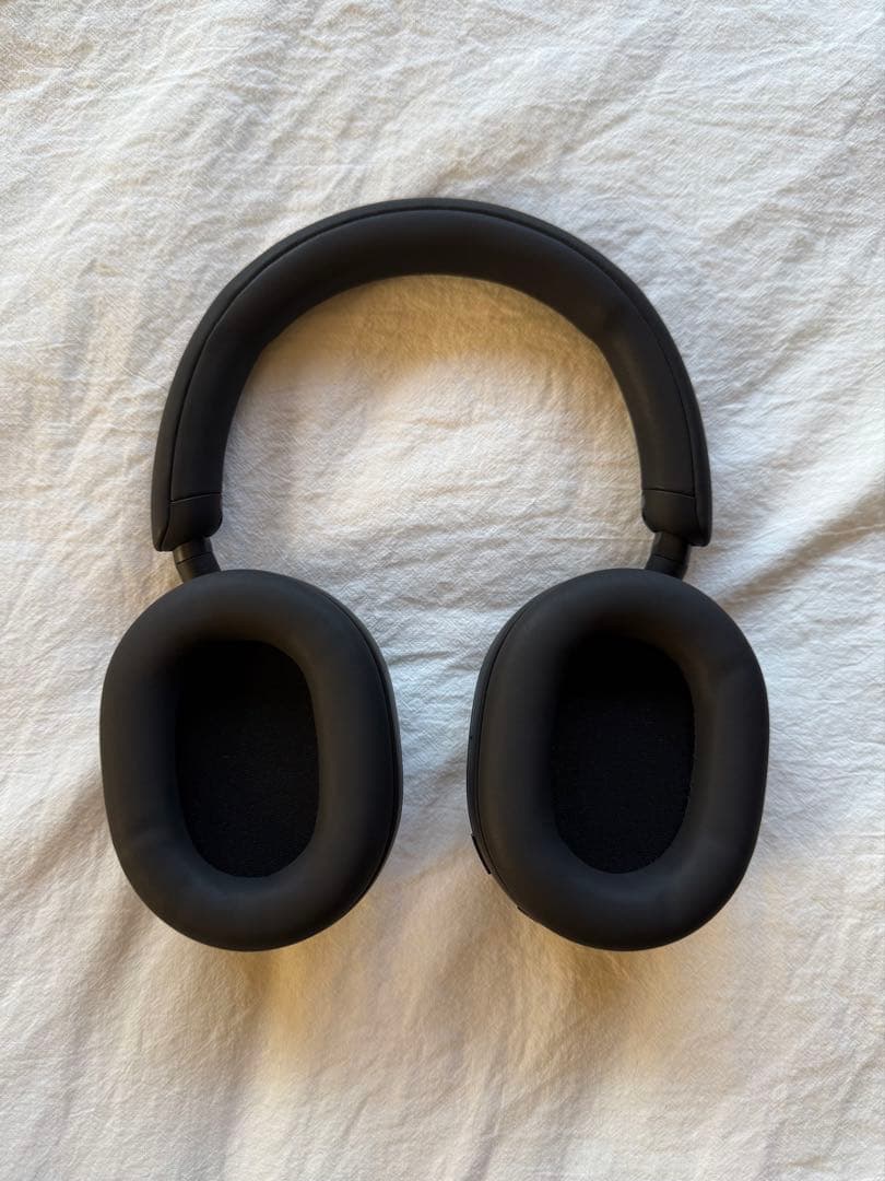 ソニー　ヘッドホン　SONY WH-1000XM5