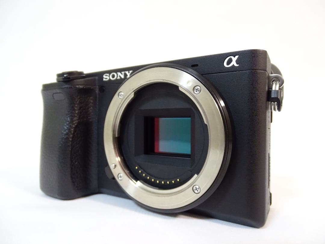 ◆シャッター数:1,650回・美品◆ SONY α6400 ダブルレンズキット