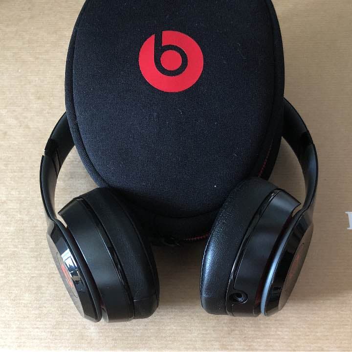 beat solo2 右耳聞こえません。