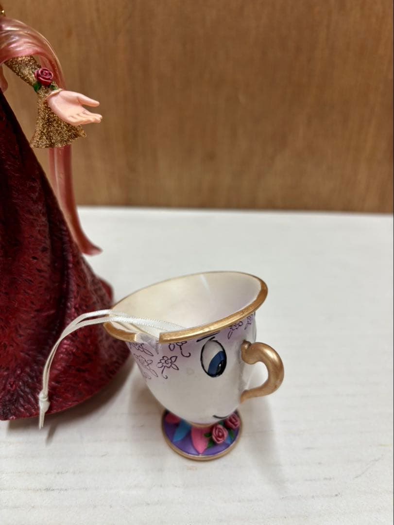 ディズニー エネスコ 美女と野獣 ( ベル )