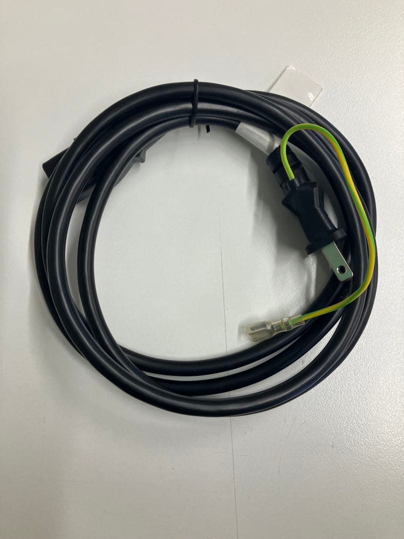 フィリップス 32型 Philips 4K UltraClear モニター 本体