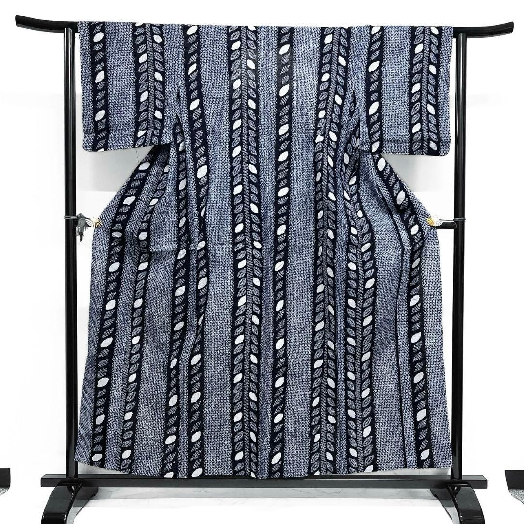 浴衣　有松鳴海絞り　縦縞　リーフ　藍染　ネイビー　着物　042a d