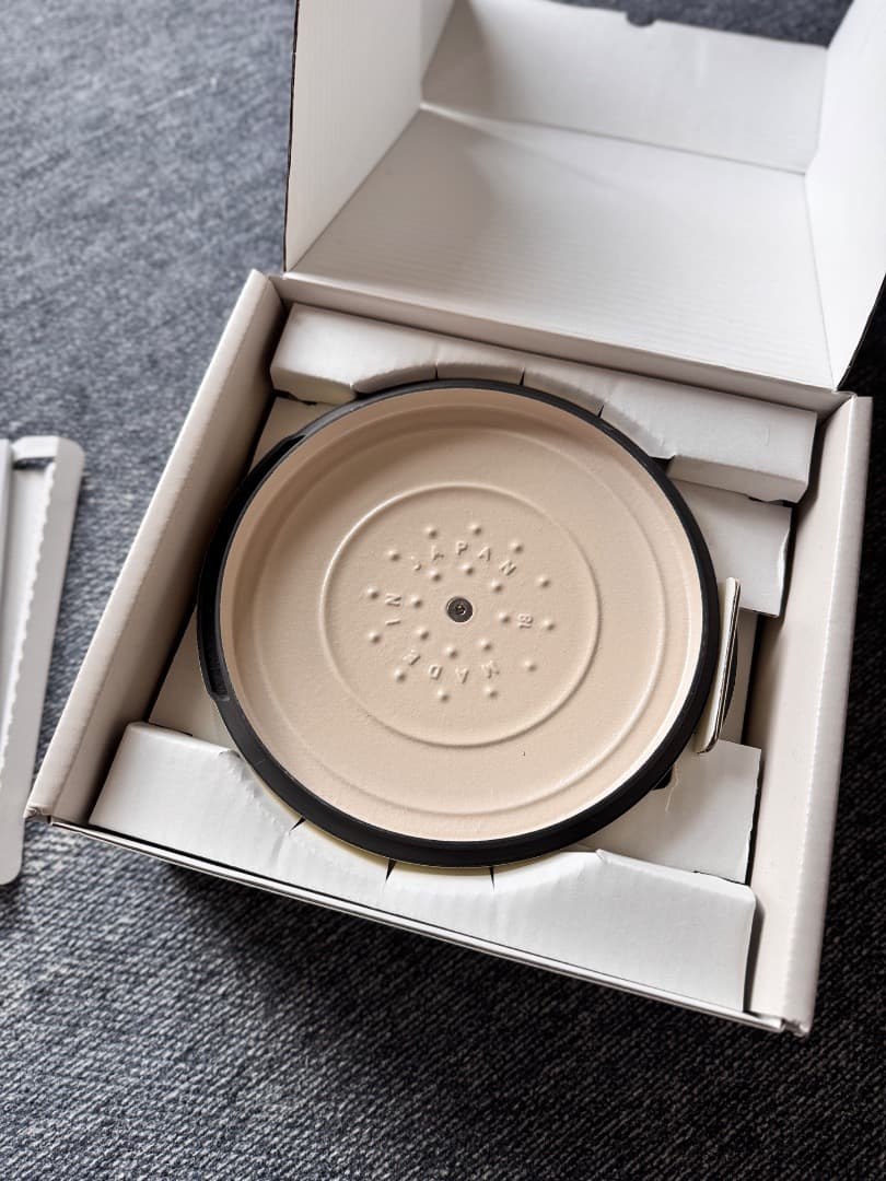 新品 オーブンポット 2　18cm VERMICULAR OVEN POT 2