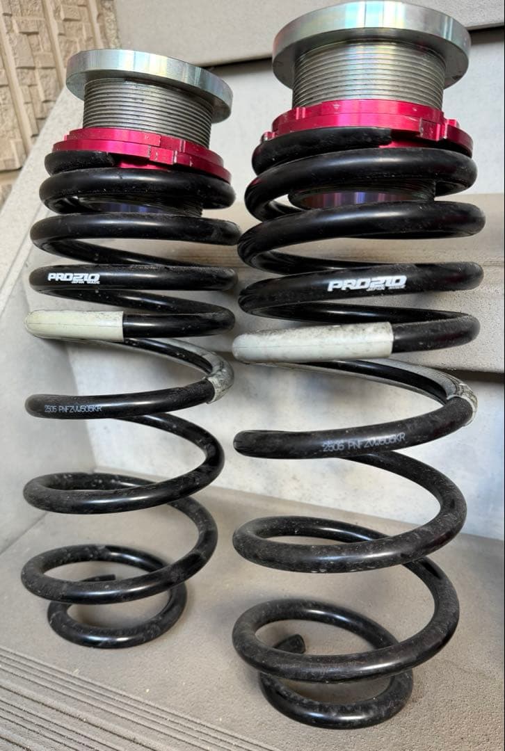 50プリウス zvw51 タナベ　車高調