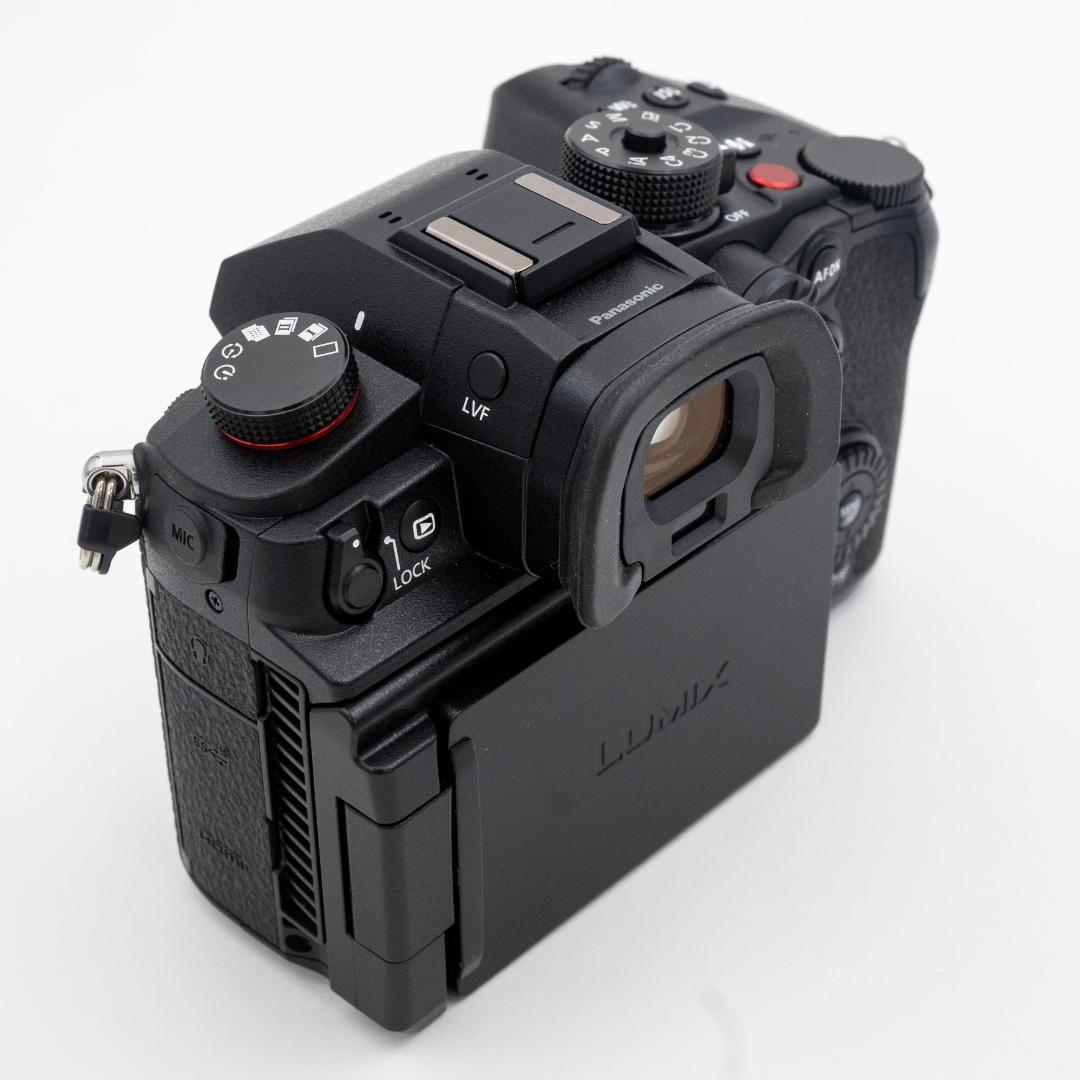 LUMIX DC-GH7L 標準ズームレンズキット保証あり・バッテリ２個