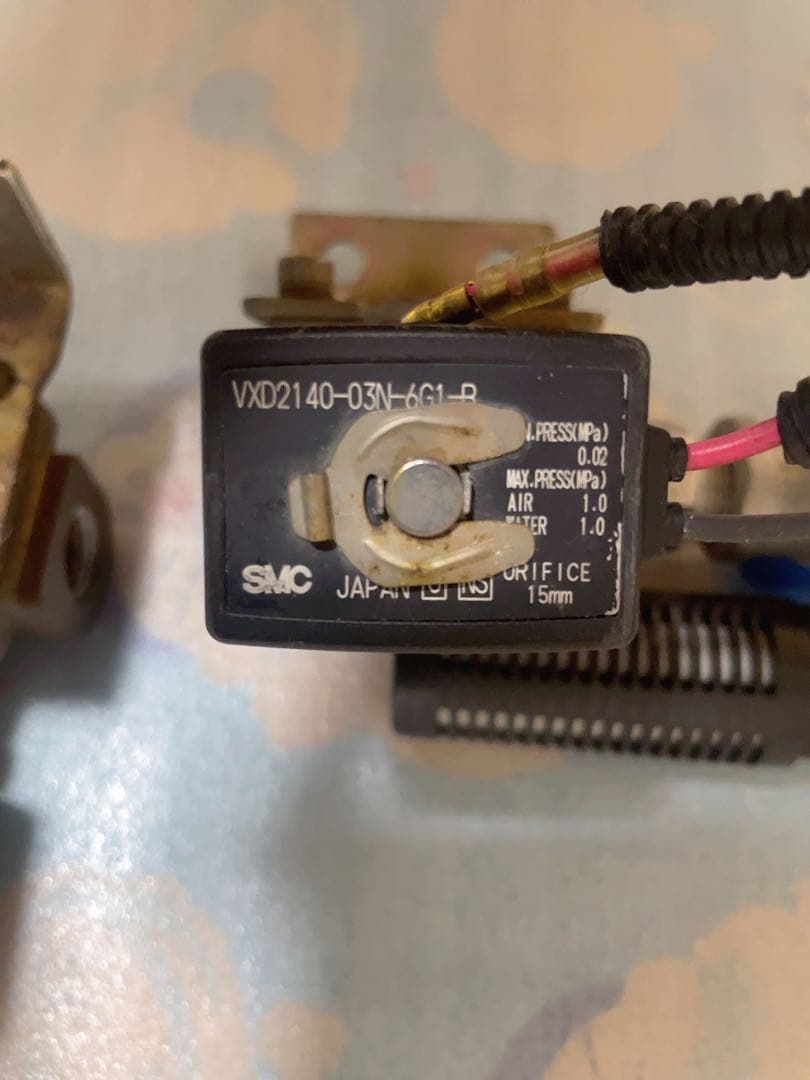 エアサス 電磁弁 ソレノイドバルブ