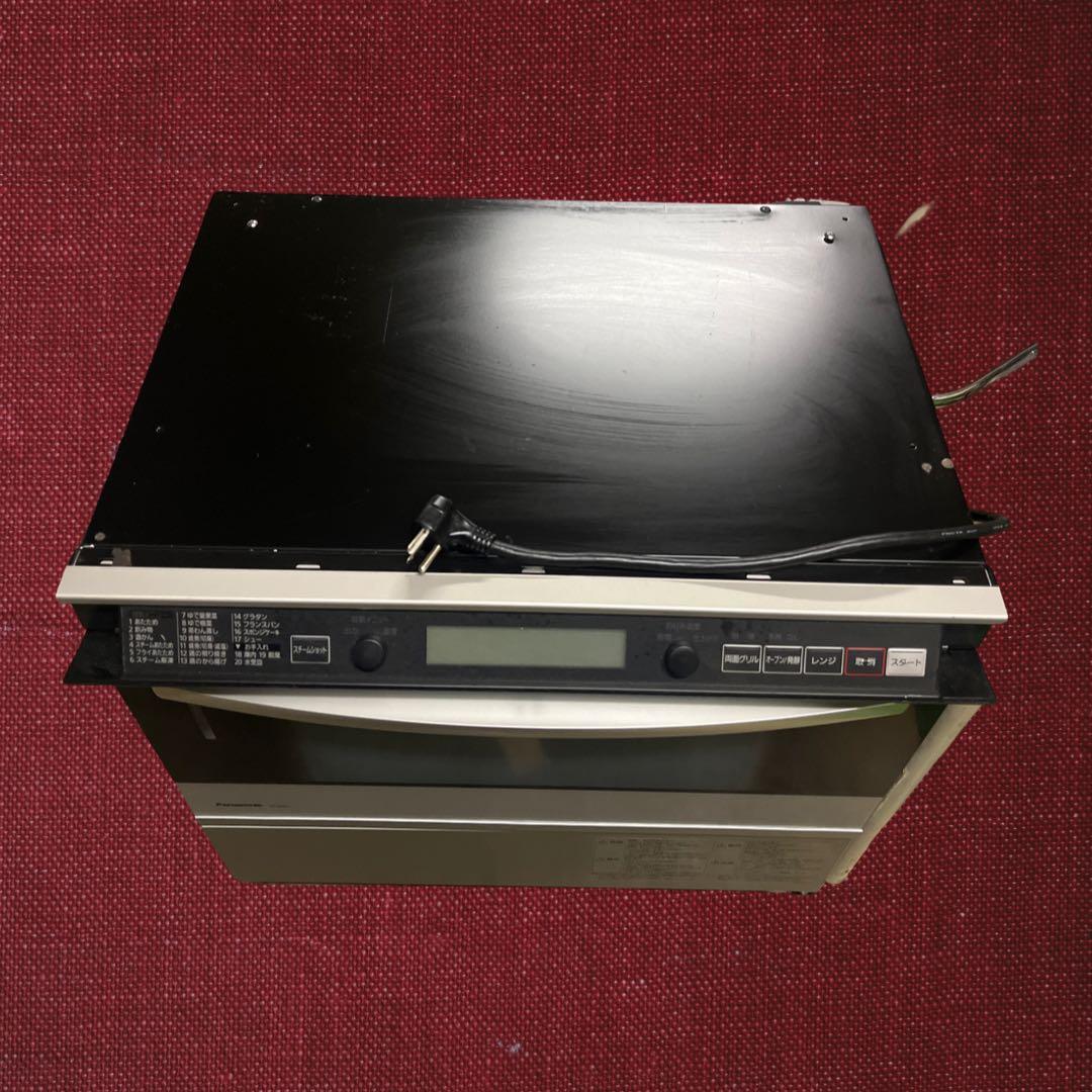 Panasonic ビルトインオーブンレンジ NE-DB901W、2018年製。