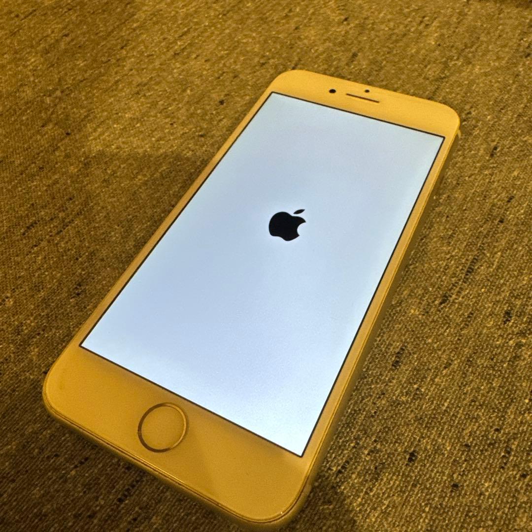 極美品！！！ iPhone SE mmyd3j/a 64GB Apple