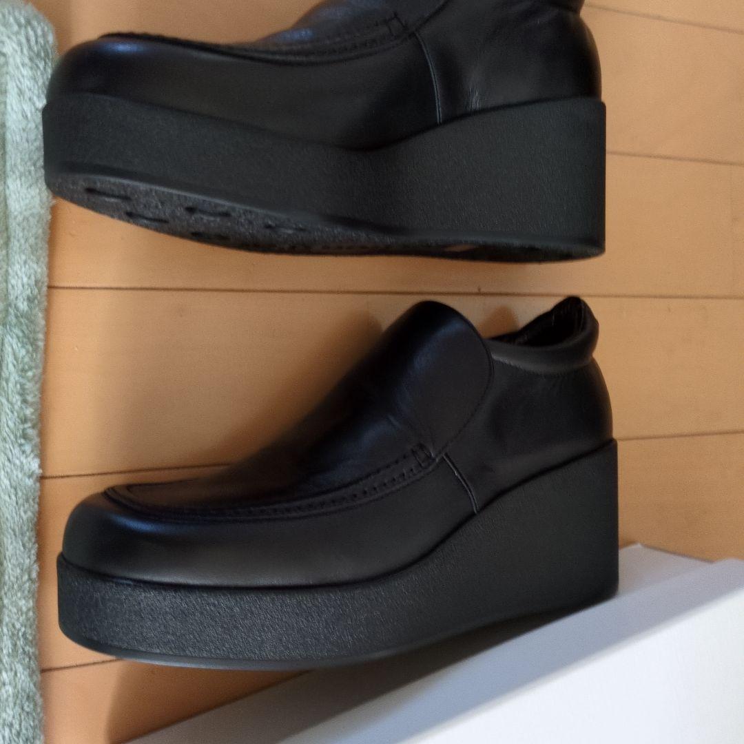 section d'or ブラック レザー スリッポンウェッジソール